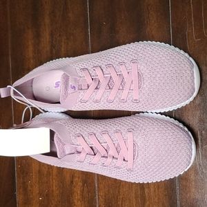 SKECHERS walking shoes